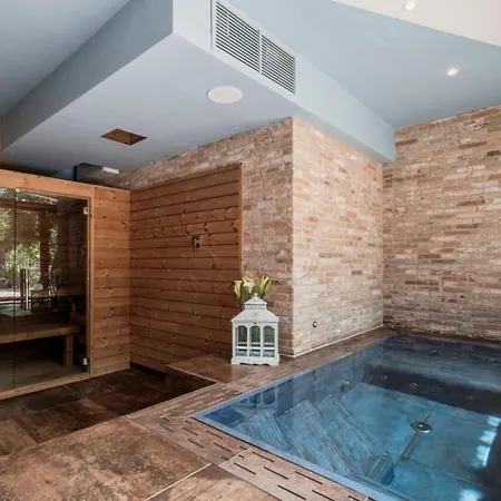 Accademia Al Colle Apartment